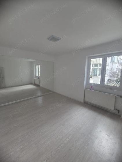 Inchiriez apartament - 3