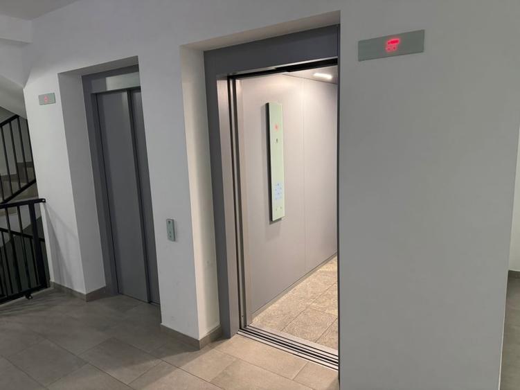 Apartament 3 camere Arad Adora Park direct proprietar - 1