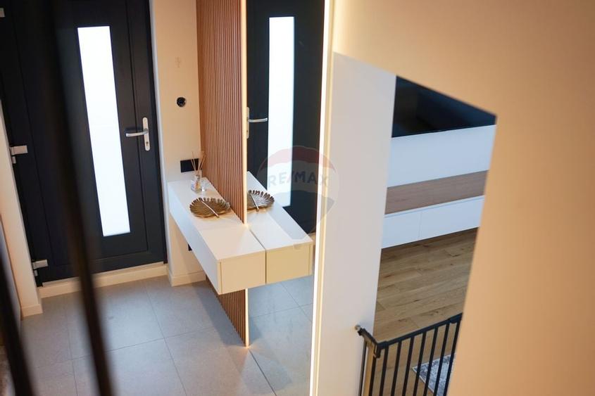 Eleganță, confort, și priveliște panoramică - Casă premium, Voroneț - 11