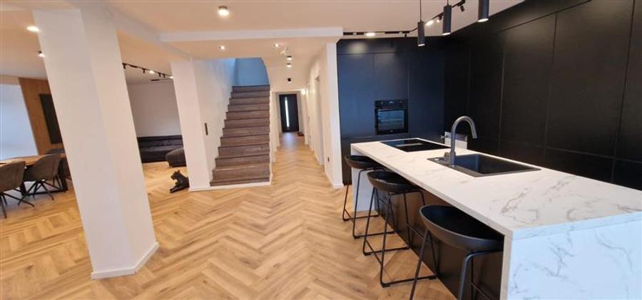 Resita,Vila noua,tot modern cu teren 1400 mp.C Caransebesului Km.4.Comision ZERO - 4