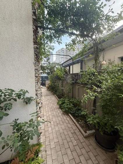 Unirii  Piata Alba Iulia Casa/Vila de vanzare - 1