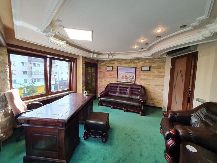 Apartament cu 3 camere de vanzare in Campina - Zona ultracentrala - 17