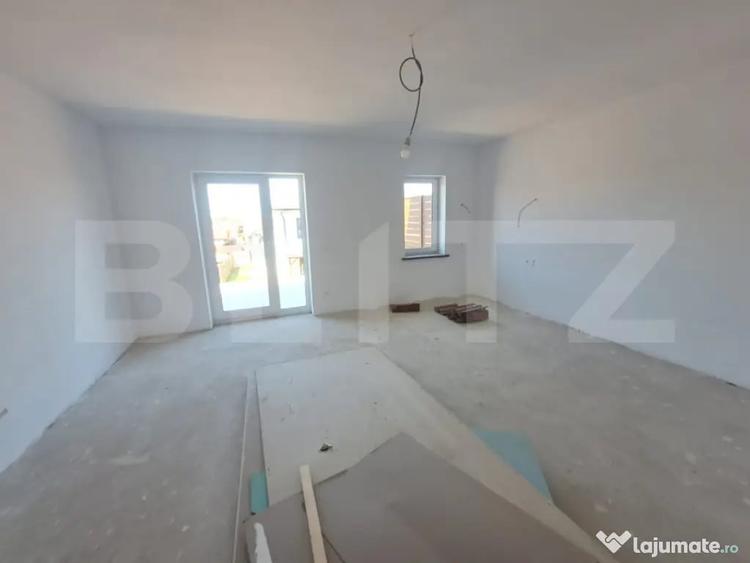 Casă cu 4 camere cu Teren 250 Mp în Tărlungeni