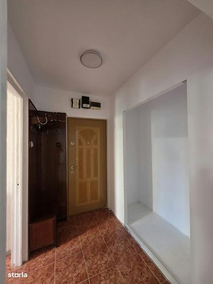 Apartament cu 3 camere în Obor