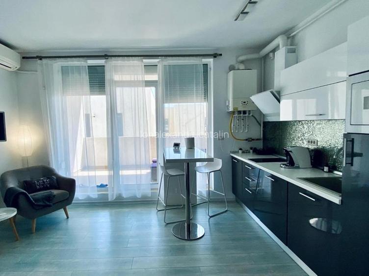 Mamaia Nord- Garsoniera 40mp mobilata-utilata, termen lung, la 30m de plaja