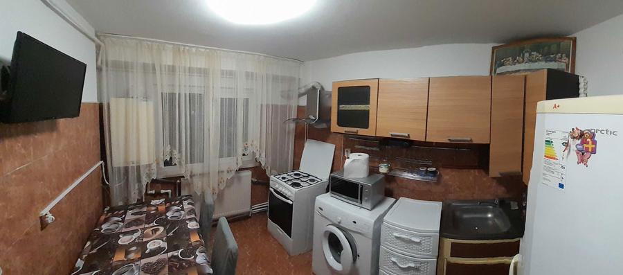 Vand apartament 2 camere etaj 2 - 8