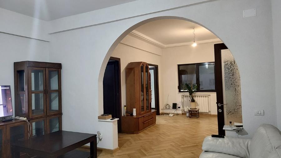 Mosilor Apartament spațios cu 4 camere, 106mp, Renovat, Centrala, 2 bai - 1