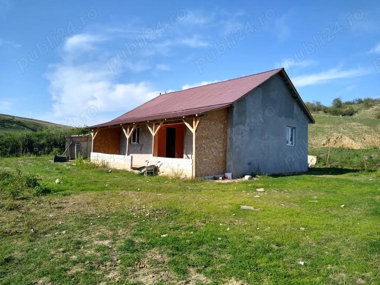 Casa 100mp + Teren 1500mp in Dobromir Vale - 1