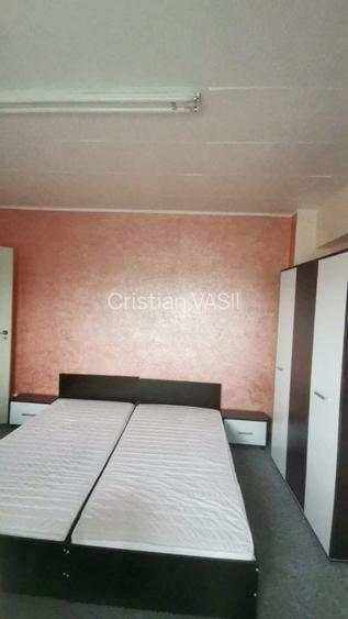 Apartament cu 5 camere decomandat în Fabric Apartament cu 5 camere decomandat în Fabric