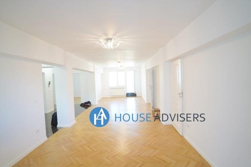 Inchiriere apartament 4 camere Universitate - 1