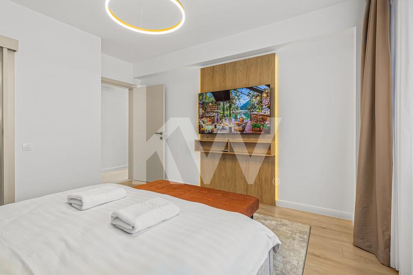 Apartament cu 3 camere decomandat, mobilat în Tractorul