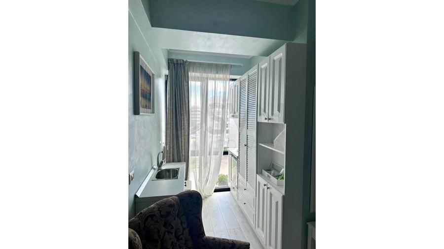 REA1019300 Studio Blue Bike Mamaia - 6