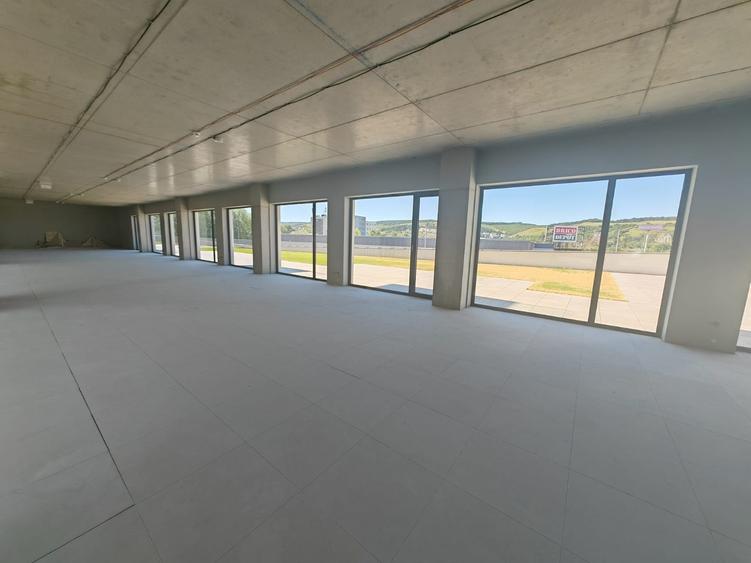 Cladire de birouri de inchiriat - 4