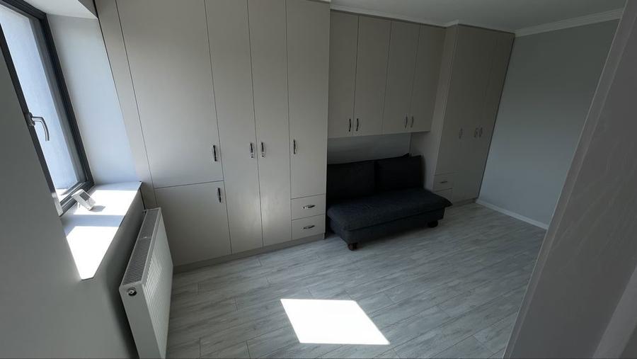 De inchiriat Garsoniera - 4