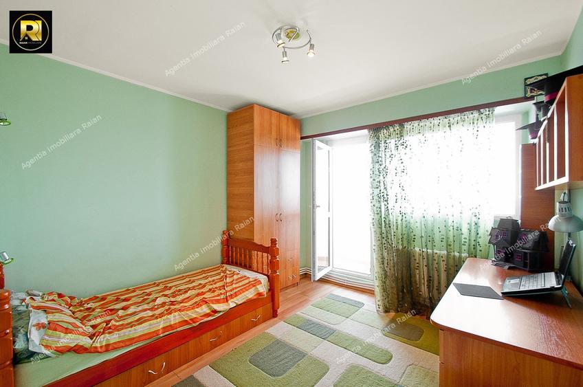 Vanzare apartament 4 camere, in Galati, blv. Brailei, sup.104 mp, mobilat - 13
