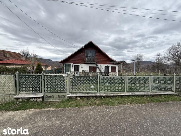 Casa corp C1 84mp + casa corp C2 51mp+garaj+ gradina ?i teren 889mp - 1