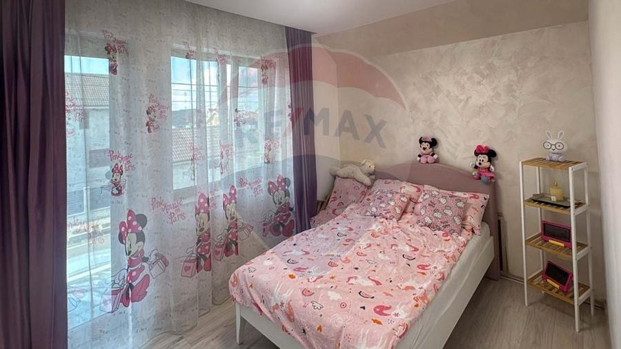 De inchiriat casa moderna  cu 4 camere, in Santandrei - 9