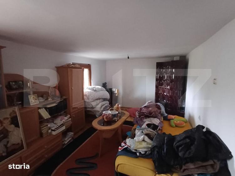 Casă cu 4 camere în Bârsești