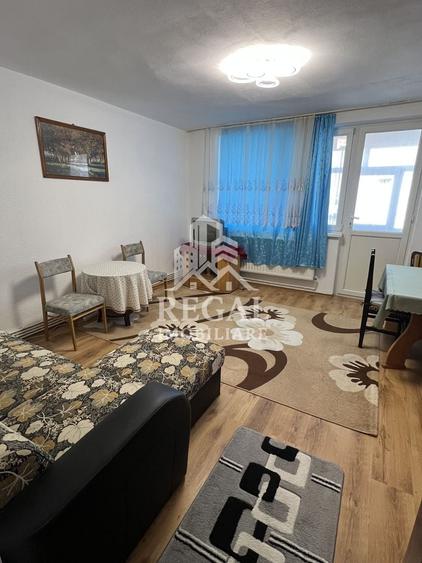 Garsonieră de închiriat – zona Micro 3 (bloc K6) - 1