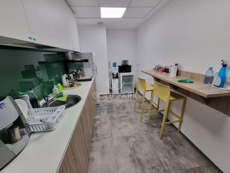 Cladire de Birouri - Semicentral - Clasa A - 21