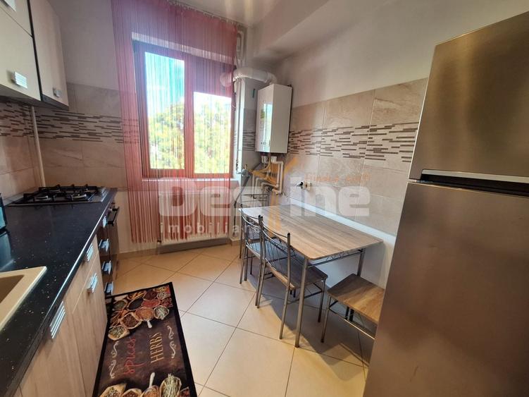 Apartament cu 2 camere decomandat, mobilat în Vitan