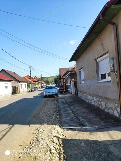 Casă cu 3 camere în Cantemir