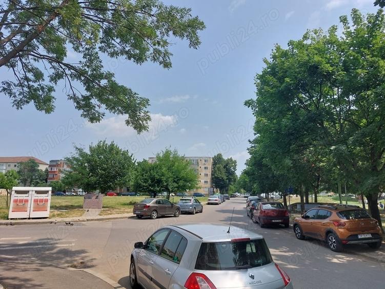 Apartament cu 3 camere decomandat în Bucovina