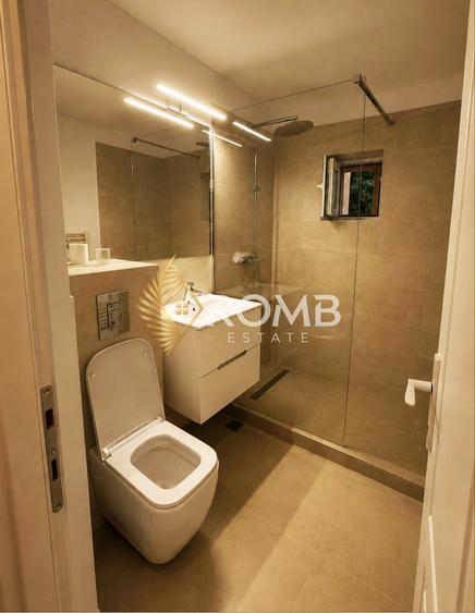 Apartament cu 3 camere decomandat, mobilat în Plopilor