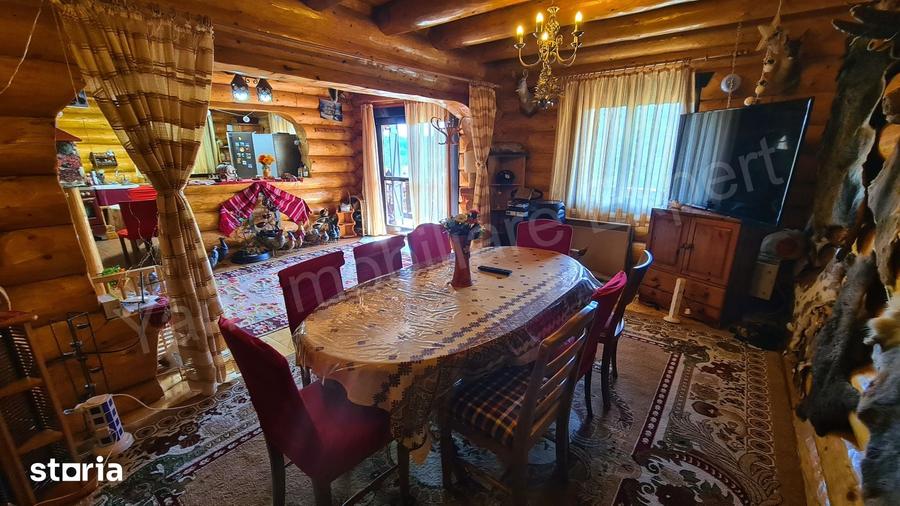 Casă cu 5 camere cu Teren 723 Mp în Bradu