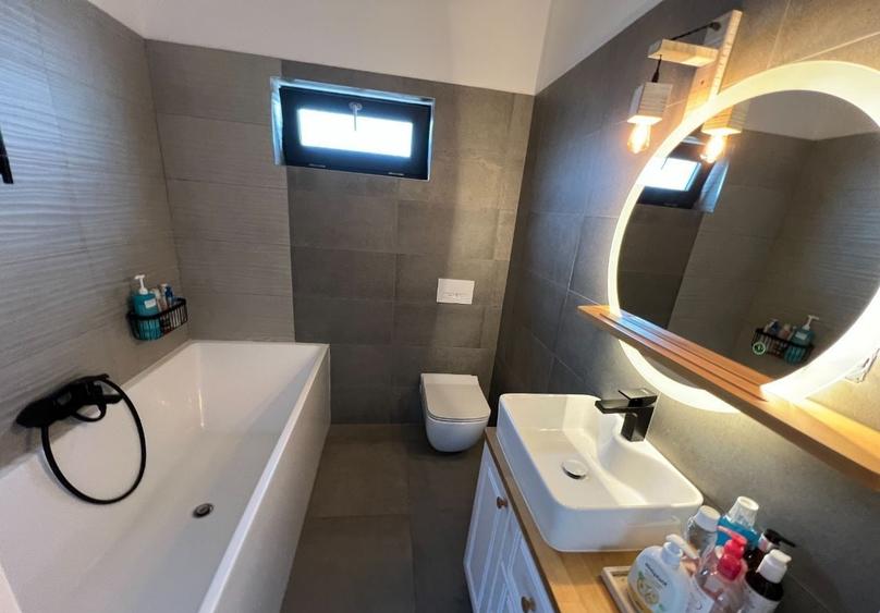 Casă individuală cu 5 camere cu Teren 300 Mp în Făget