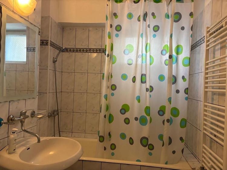 Apartament cu 2 camere decomandat în Ultracentral