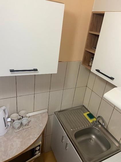 Inchiriez apartament 2 CAMERE,CONSTANTA, zona Scoala gimnazială nr. 8 - 10