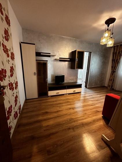 Apartament cu 2 camere nedecomandat în Zimbru