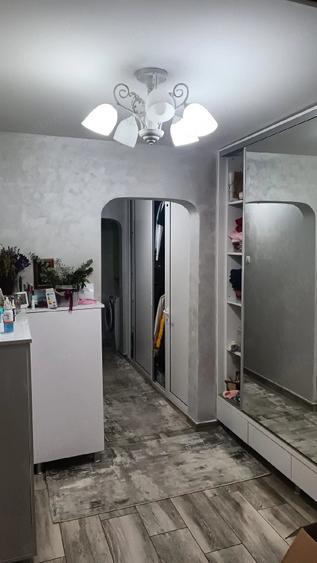 Apartament cu 3 camere decomandat în Moara de foc