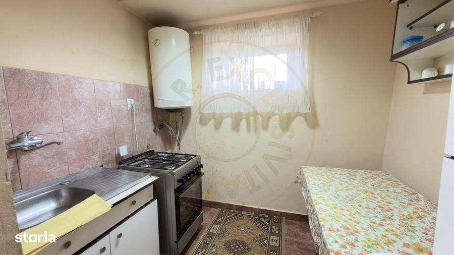 Casă cu 4 camere în Căpleni