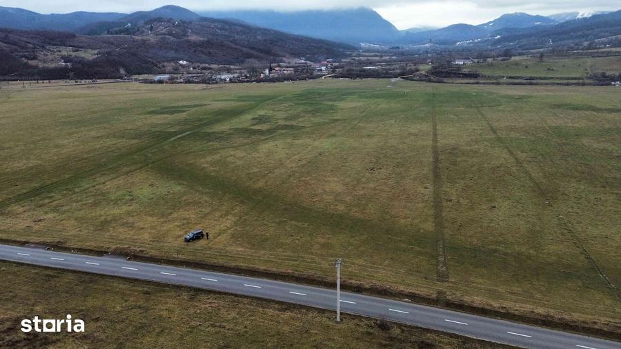 Teren de 1290 mp, în Central