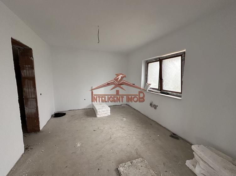 Duplex cu 4 camere cu Canalizare în Șelimbăr