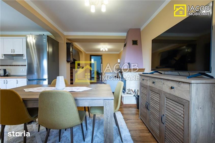 Casă cu 4 camere cu Teren 1000 Mp în Măgura