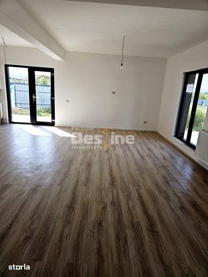 Casa de vanzare 80 mp | 3 camere | Zona Visan | Loc parcare in curte | - 10