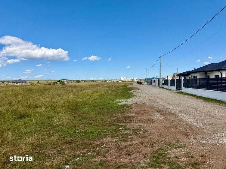 Teren de 900 mp, în Dumbrava