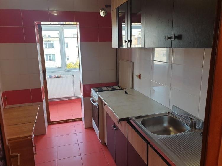 Apartament cu 3 camere decomandat în Țiglina 3