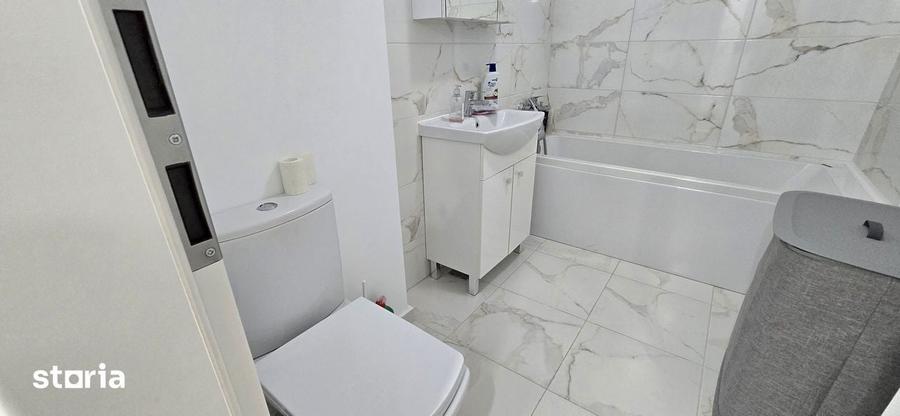 Vanzare Apartament 3 camere Class Park Targovi?te ,loc parcare - 14