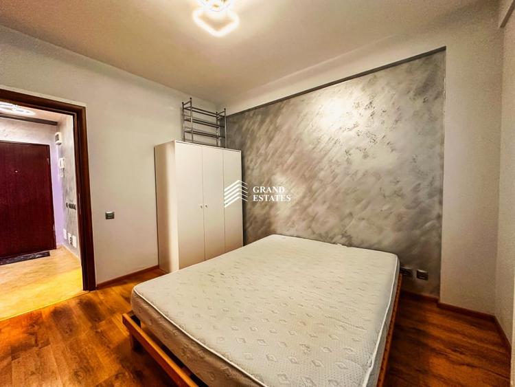 Apartament 3 camere de inchiriat – renovat recent | Parcare | 5 min Ap. Patriei - 5