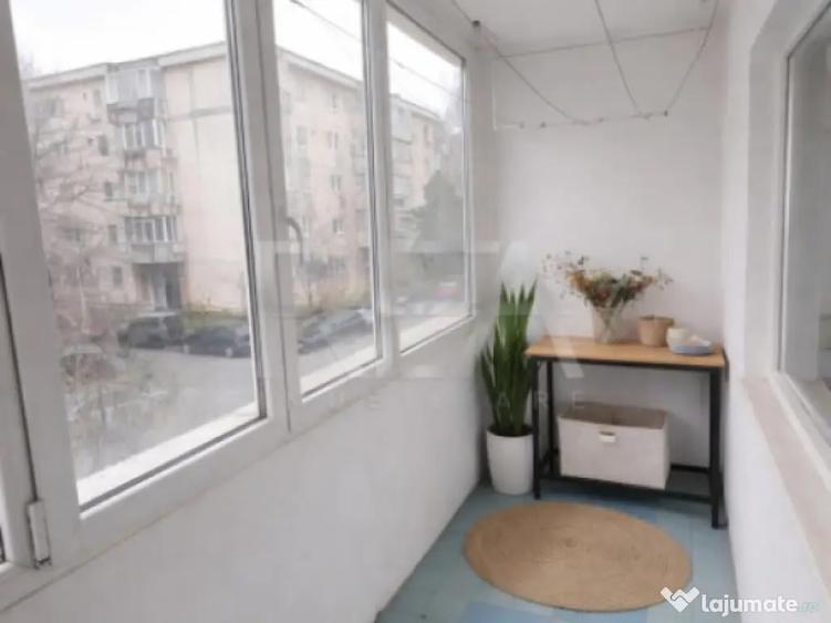 Garsoniera Decebal, et. 1, an 1990, metrou, 41 mp - 2