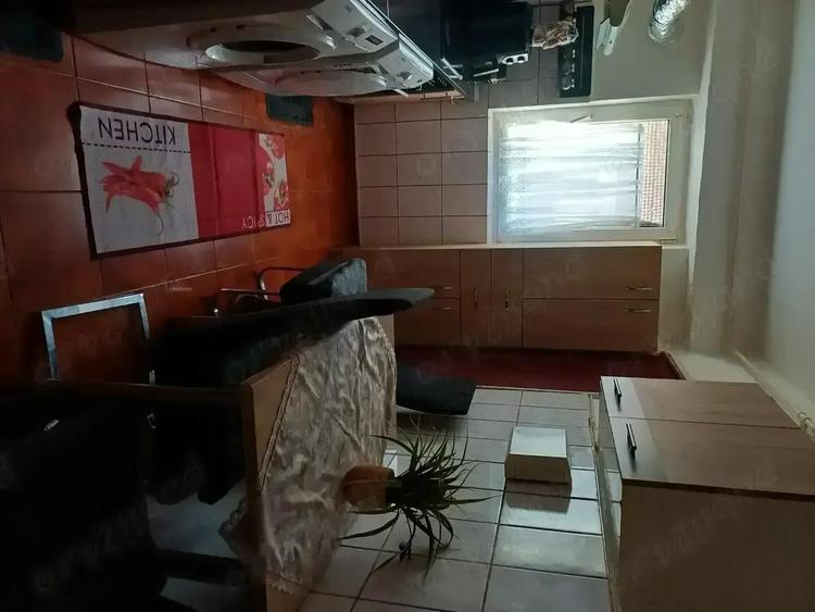 Vand apartament decomandat confort I in cartierul Vitrometan - 5