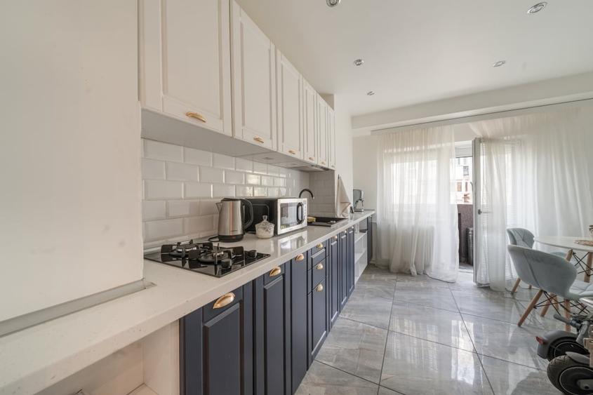 Ideal Firma*Blvd Burebista 3*Pta Alba Iulia*Etaj 3*Luxos* - 4