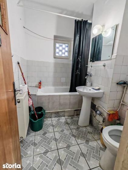 Apartament 2 camere Craiovei, etaj 2, centrala termica, confort 1 - 6