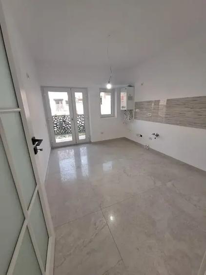 Casa de vânzare – 120 mp, curte proprie, finisaje de lux - 3