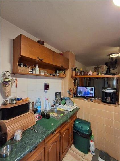 APARTAMENT CU 2 CAMERE DE VANZARE 0NESTI ZONA MAL - 7