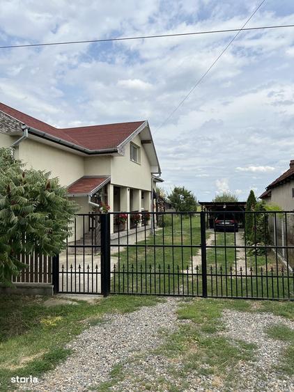 Casa cu 4 camere, teren de 1600mp - 5